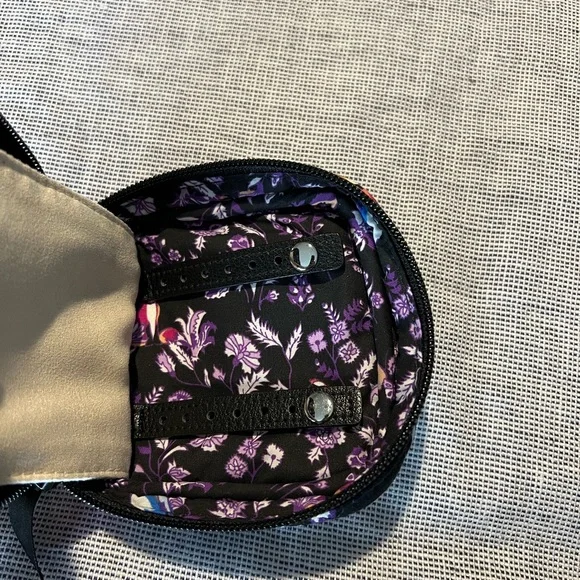 Vera Bradley small jewelry travel case - Picture 3 of 4